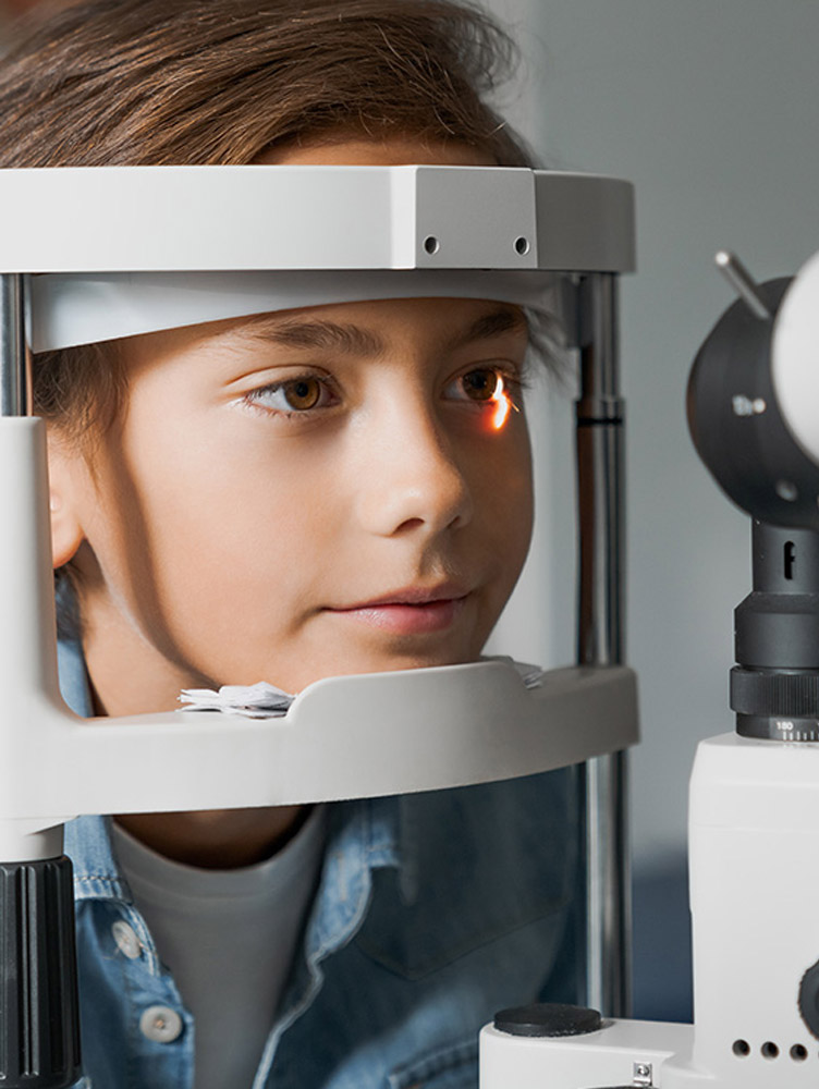 Pregled prednjeg segmenta oka