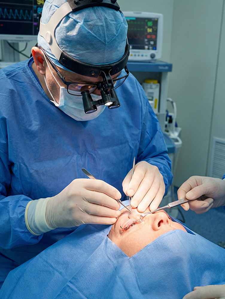 Operacija spoljnog oka (plastika kapaka)